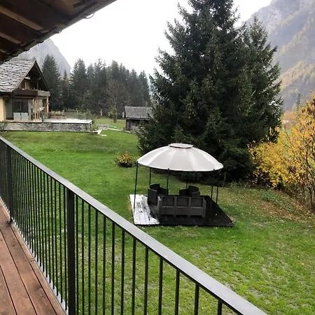 Vista Monte Bianco Courmayeur-entreves Апартаменты Курмайор