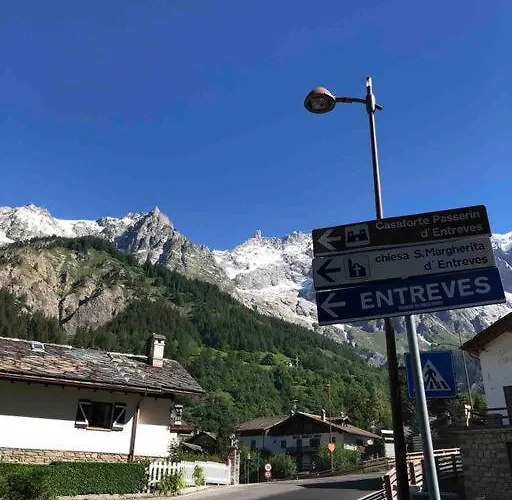 Апартаменты Vista Monte Bianco Courmayeur-entreves Курмайор